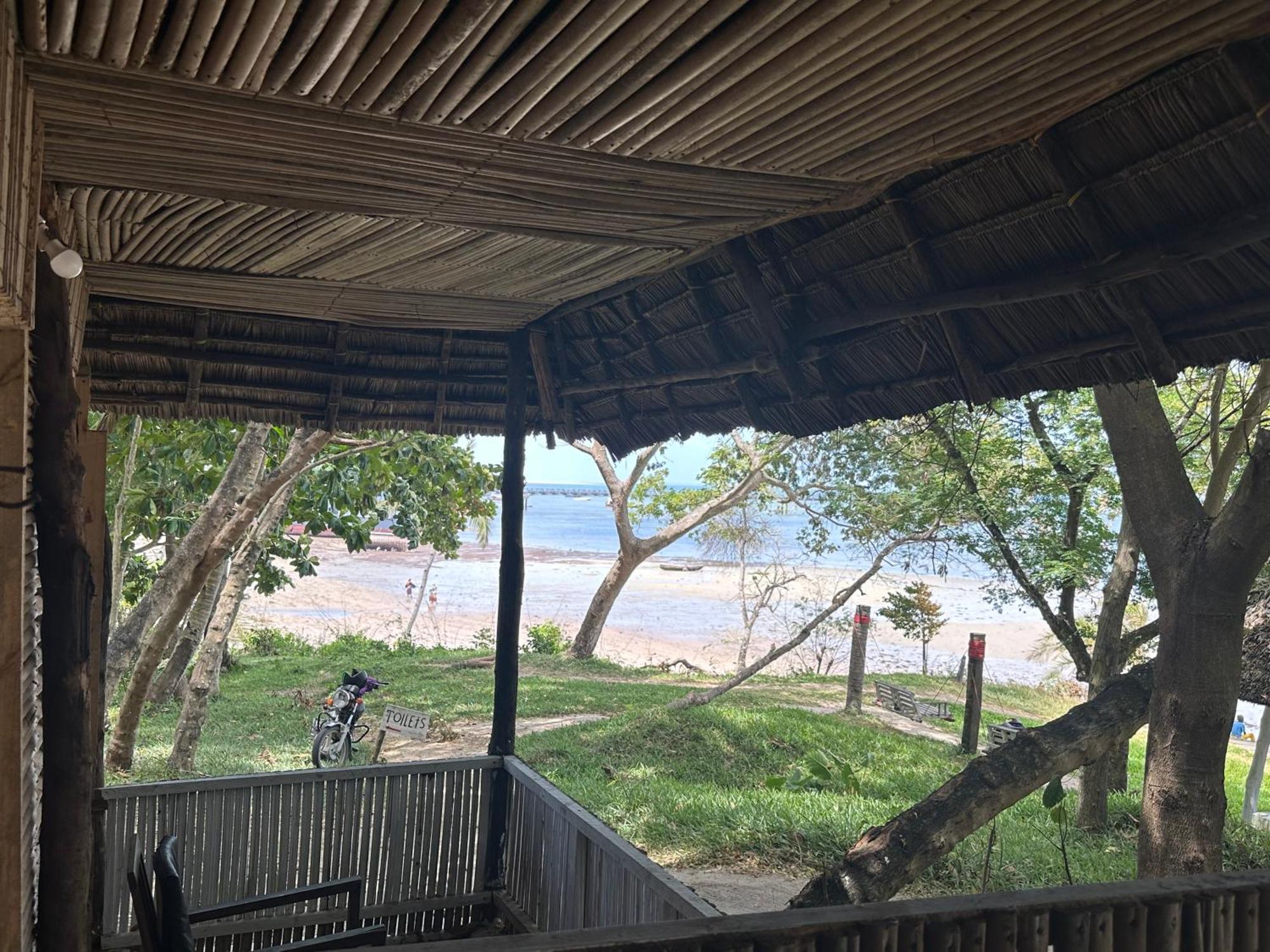 Maweni Beach Bungalows Kilindoni Luaran gambar